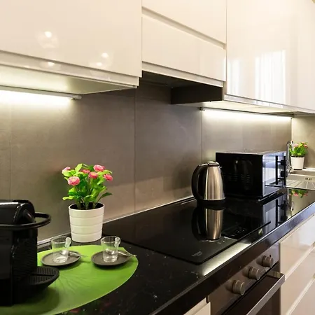 Ecogreen Flats Prestige - Station Apartman *