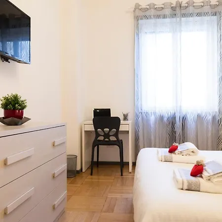 Apartman Ecogreen Flats Prestige - Station Milánó