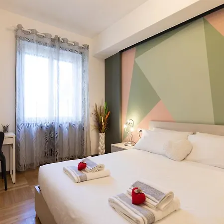 Apartman Ecogreen Flats Prestige - Station Milánó